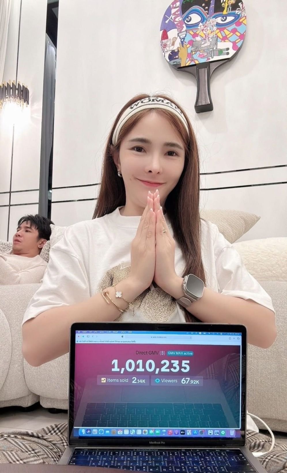 เบล ขนิษฐา ภรรยา “ก้อง ห้วยไร่” สร้างรายได้หลักล้าน