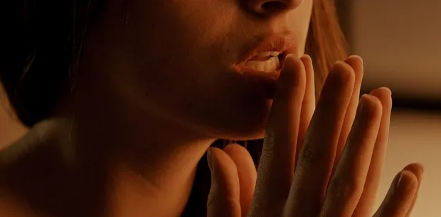 รีวิวหนัง 18+ เมื่อภาพยนตร์ “เปลือย” ความจริงผ่านศิลปะและอารมณ์